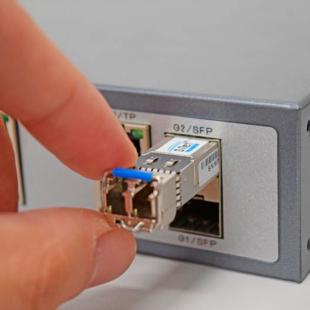 DNTRBBTB-001-0 - TRANSCEIVER BIDI B 10 GB SFP+ LC 20 KM - DN-SFP+BD-20GBB. - D-NET